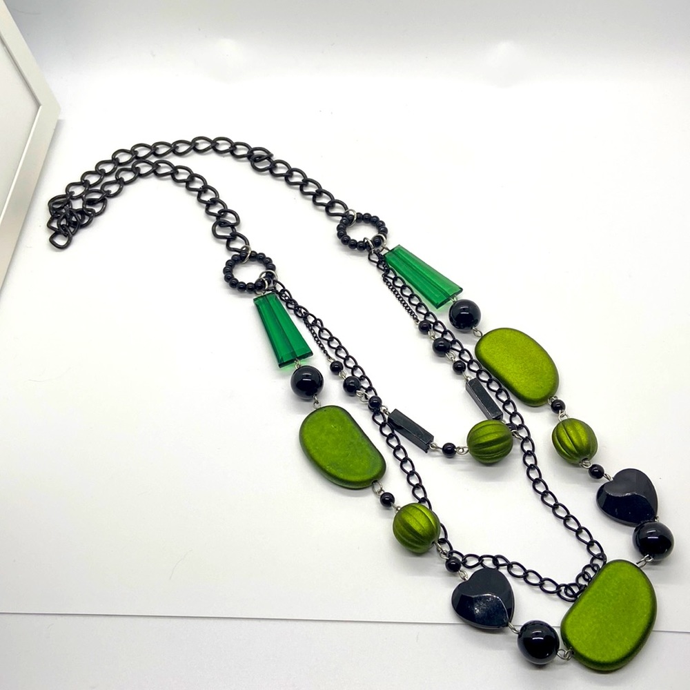 Acrylic necklace